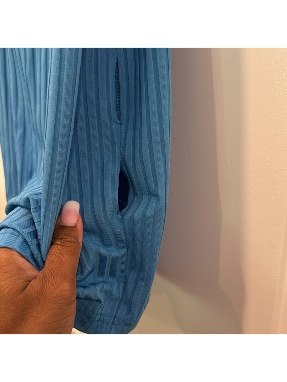 🔵 Blue Ribbed Spaghetti Strap Mini Dress - Picture 5 of 7